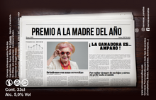 Cargar imagen en el visor de la galería, Cerveza Personalizada día Madre - Newspaper