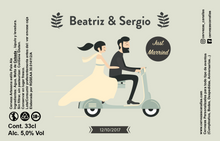 Cargar imagen en el visor de la galería, Cerveza Personalizada Bodas - Scooter